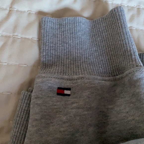 Tommy Hilfiger crewneck - Picture 3 of 3